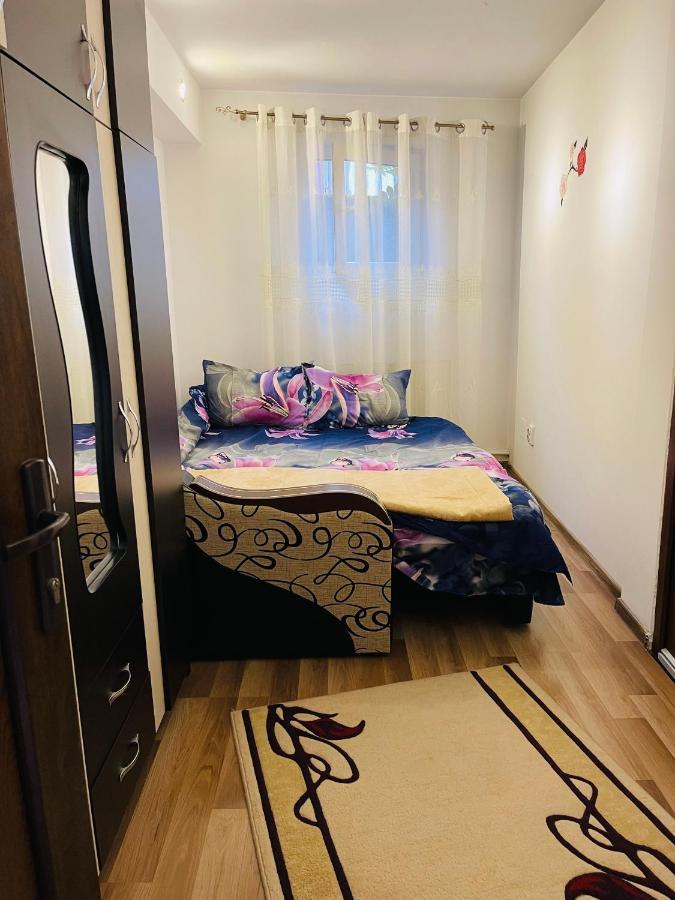 Casa Iris Apartment Iasi Ngoại thất bức ảnh