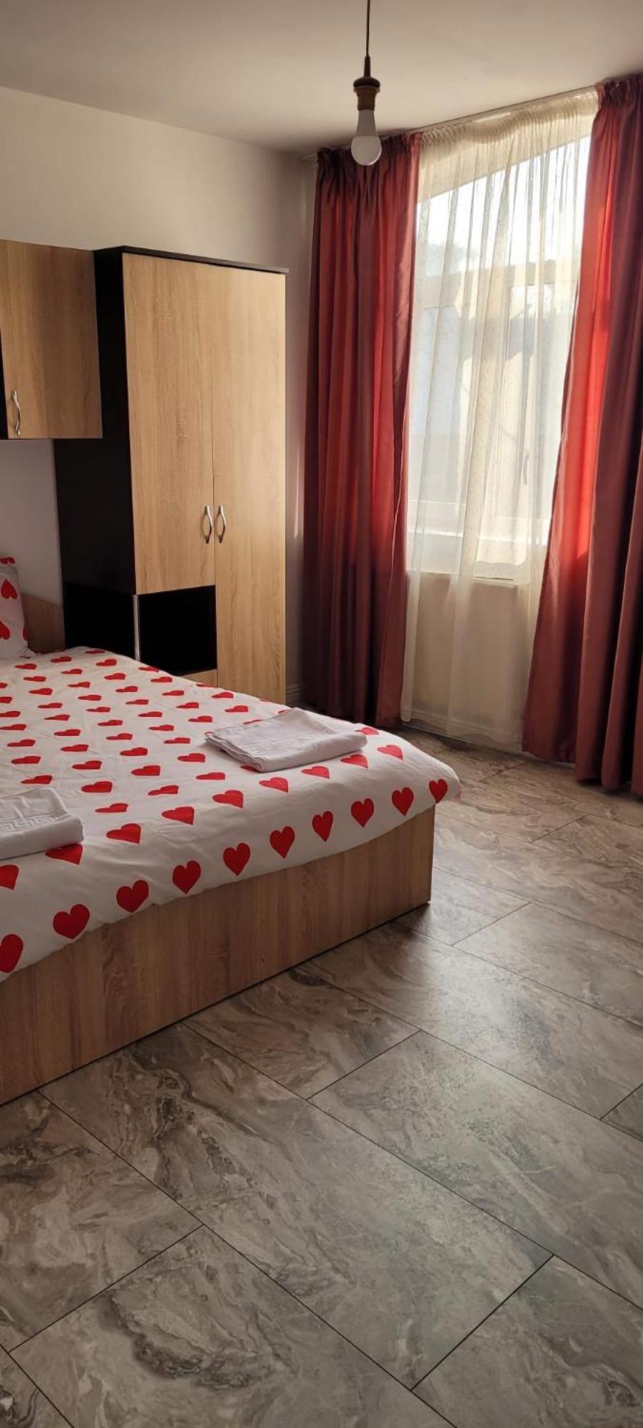 Casa Iris Apartment Iasi Ngoại thất bức ảnh